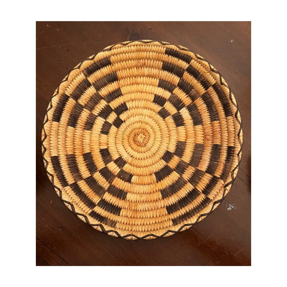 Vintage Hope Second Mesa Coiled Basket Plaque (c.1950's-1970's) 10"